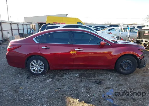 2018 Nissan Altima 2.5 S z USA, uszkodzony, nr VIN 1N4AL3AP0JC113977